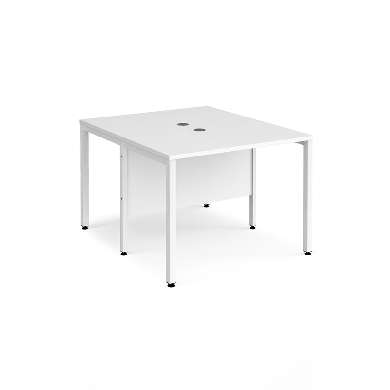 Maestro 25 600mm Deep Back To Back Straight Desks With Bench Leg - White - NWOF