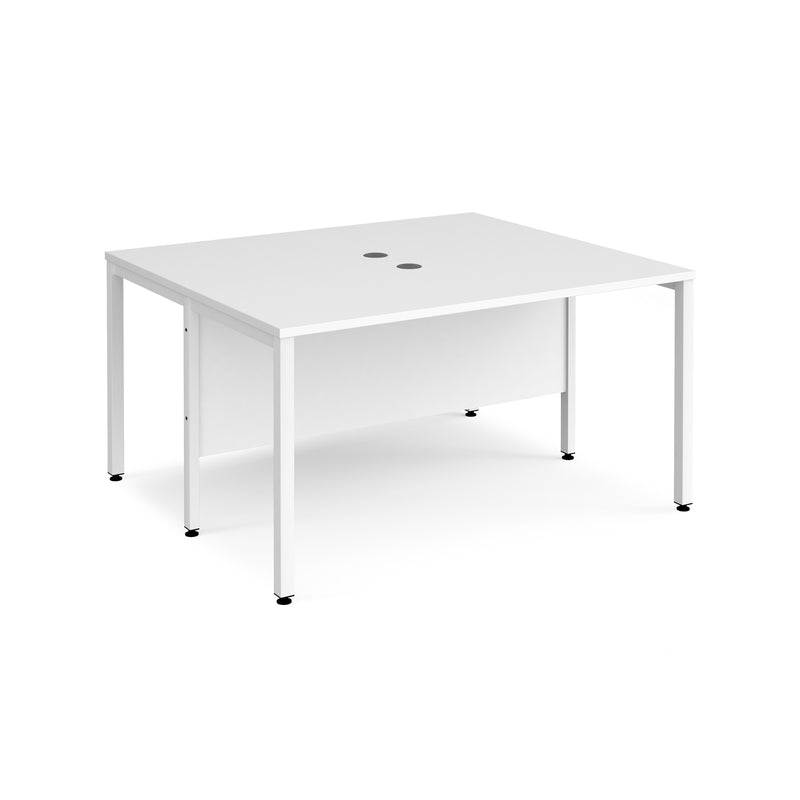 Maestro 25 600mm Deep Back To Back Straight Desks With Bench Leg - White - NWOF