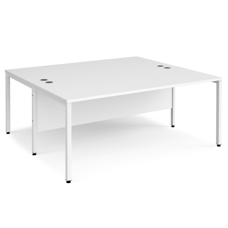 Maestro 25 800mm Deep Back To Back Straight Desks With Bench Leg - White - NWOF