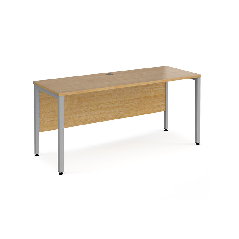 Maestro 25 600mm Deep Straight Desk With Bench Leg - Oak - NWOF