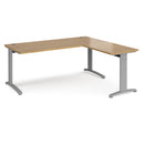 Dams TR10 Desk with Return in oak finish, featuring a spacious work surface and modern design for office use.